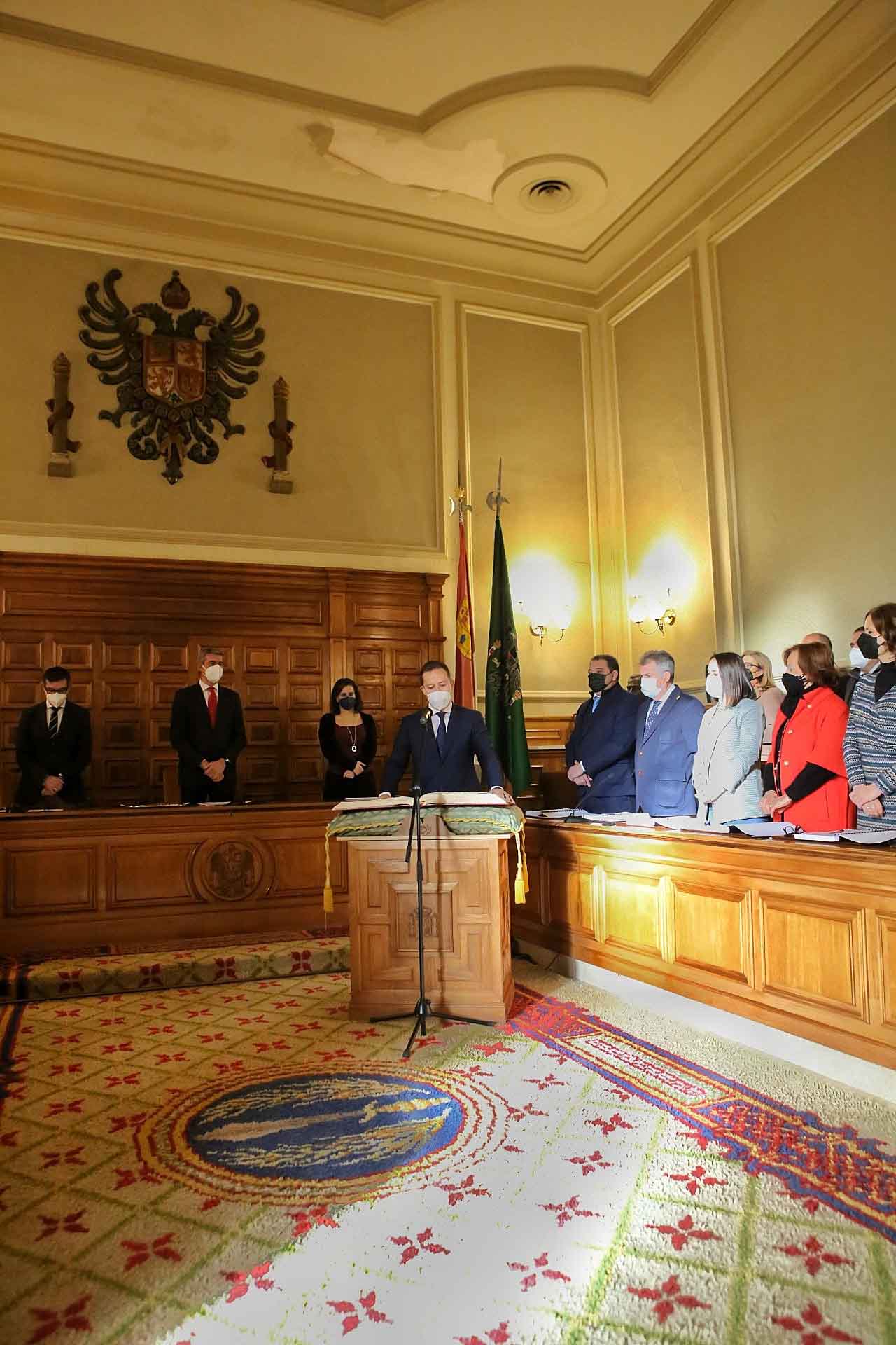 Velázquez toma posesión como diputado provincial - 310122 (2)