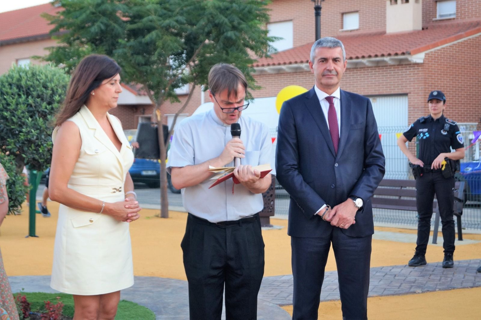 WhatsApp Image 2022-07-25 at 11.49.25 PM (4)