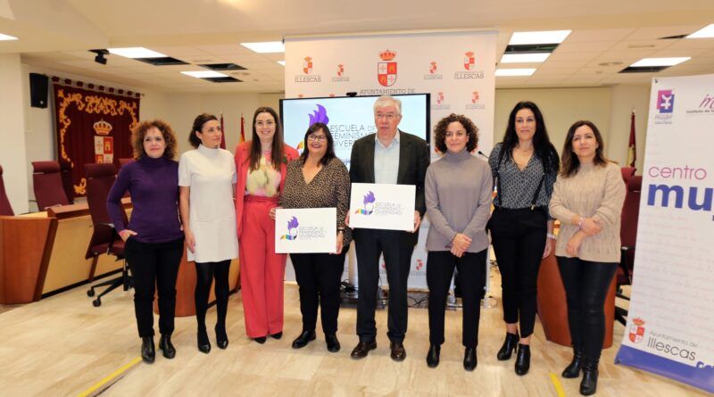 foto familia ayto-delegada-centro mujer