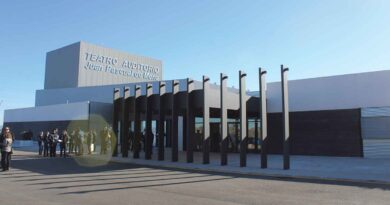 Villaseca inaugura el espectacular Teatro Auditorio Juan Pascual de Mena, centro de referencia cultural de La Sagra.