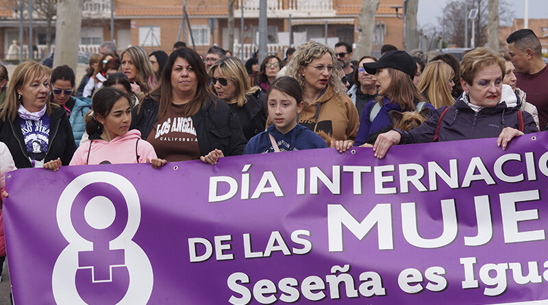 Cabecera marcha igualdad con silvia