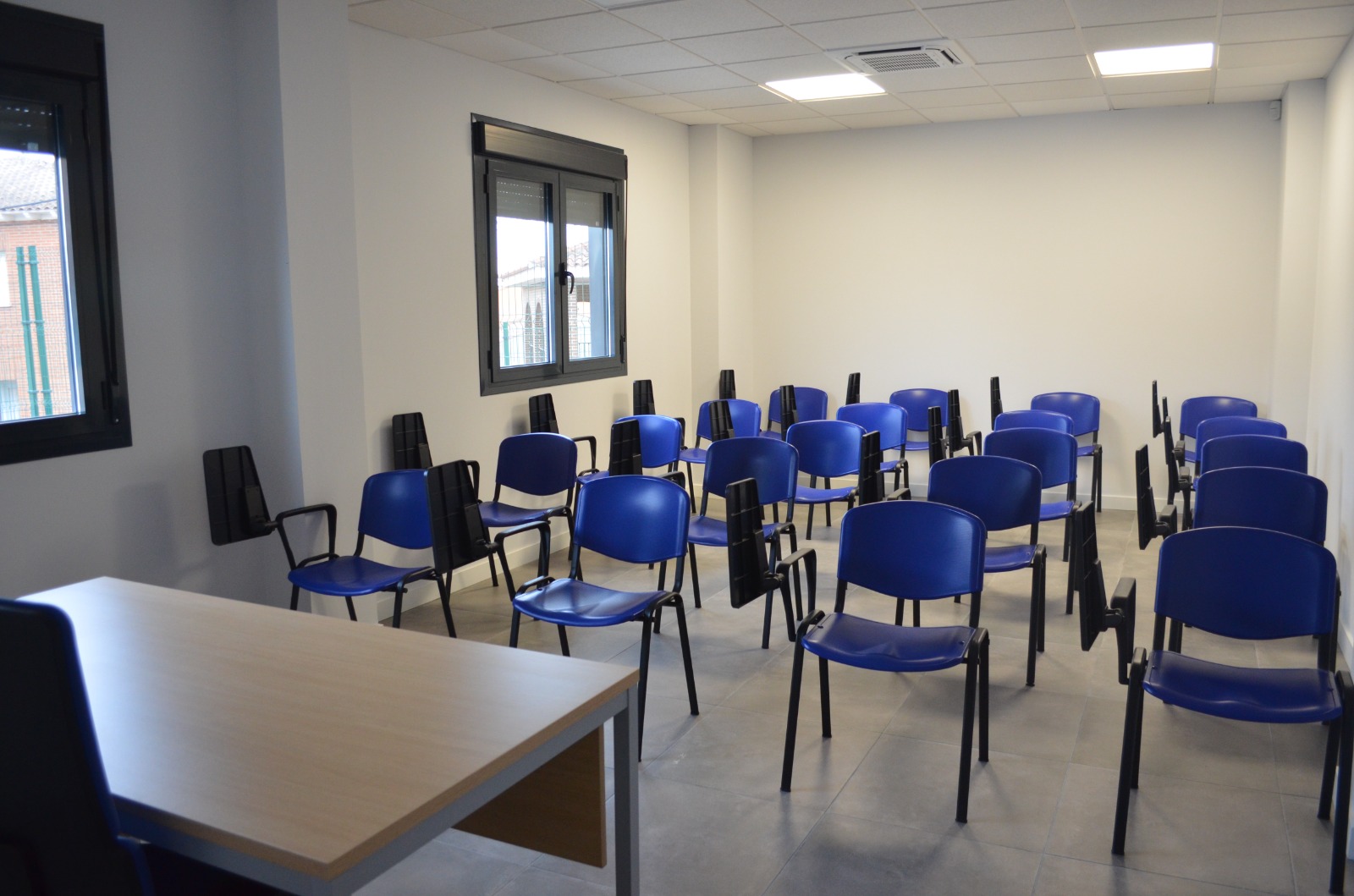 Presentacion policia local Yuncos - dependencias3