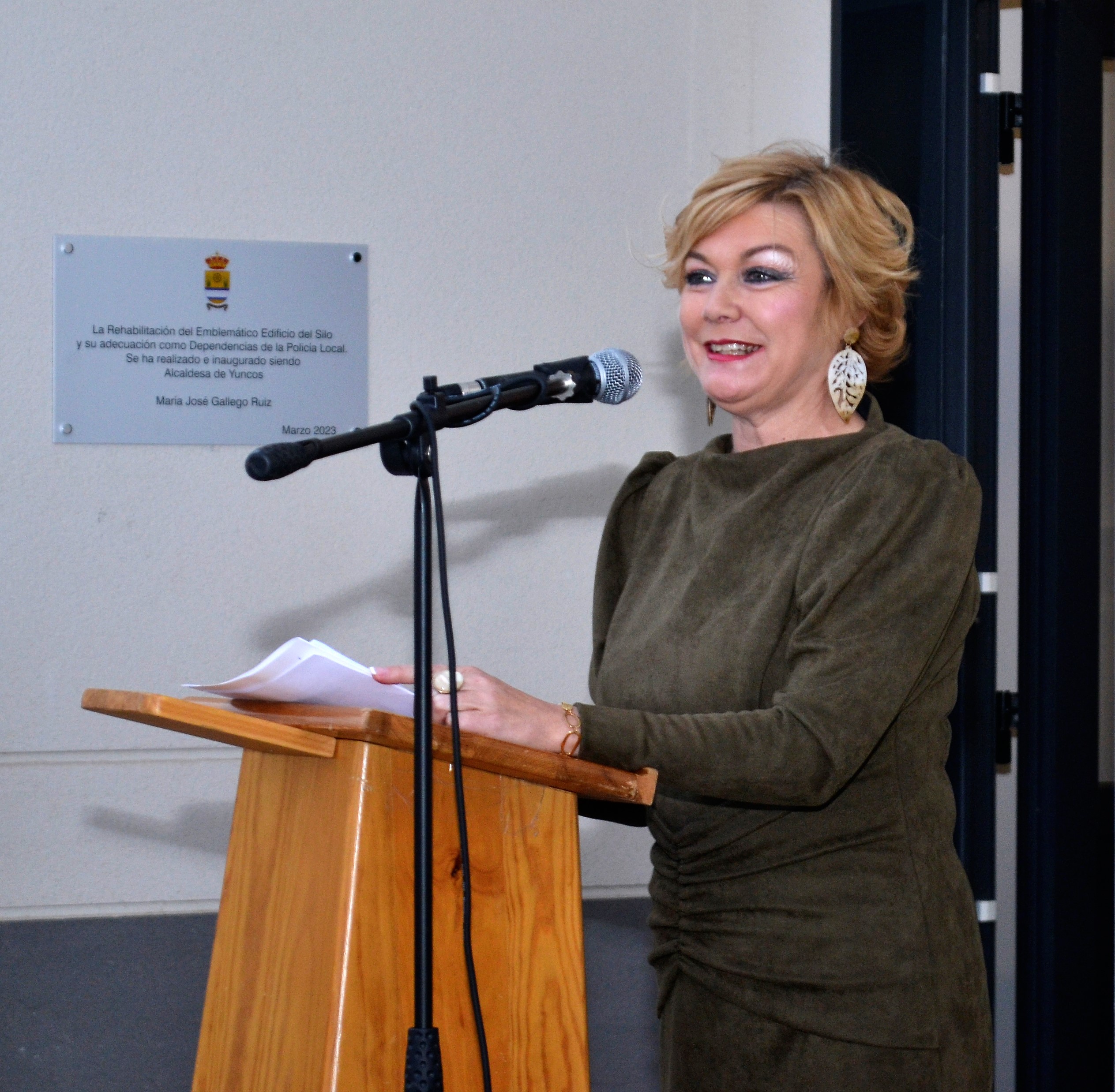 Maria Jose Gallego -presentacion nuevas dependencia Policia Local