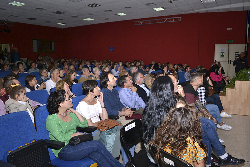 Coronación de las reinas de Cedillo del Condado (10)