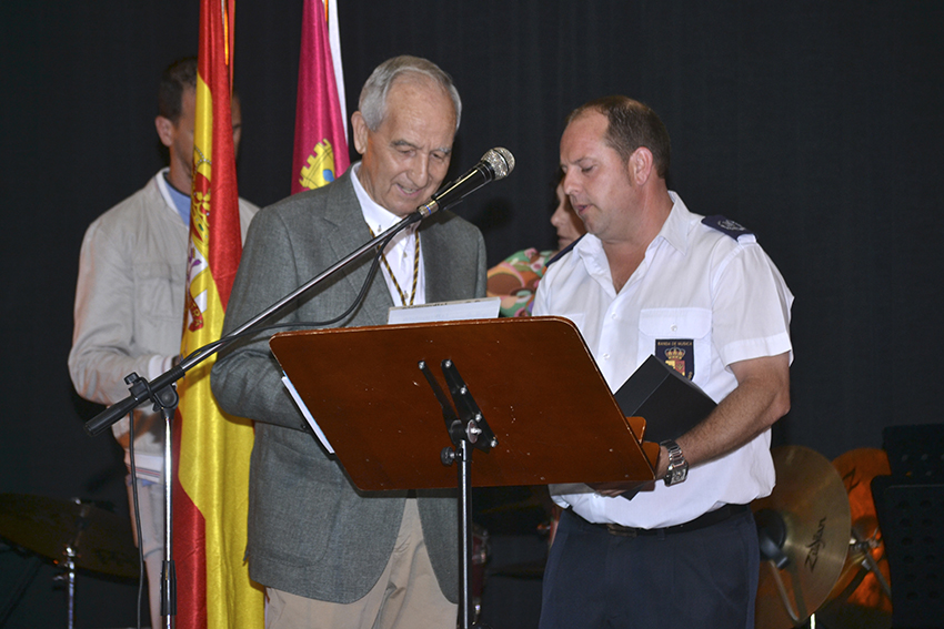 Coronación de las reinas de Cedillo del Condado (13)