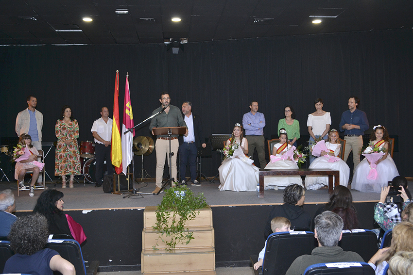 Coronación de las reinas de Cedillo del Condado (27)