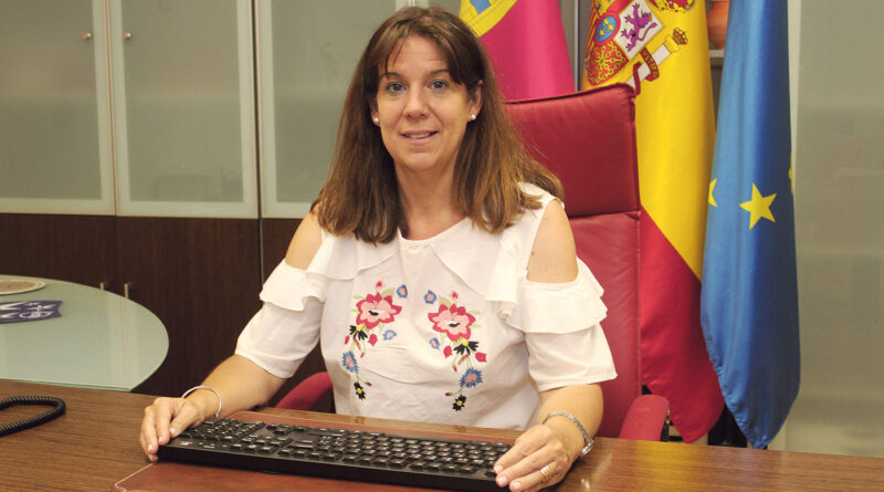 Amelia Guzmán: “Lo más inmediato es recuperar la seguridad y limpieza de Carranque, y poner a punto las instalaciones municipales”