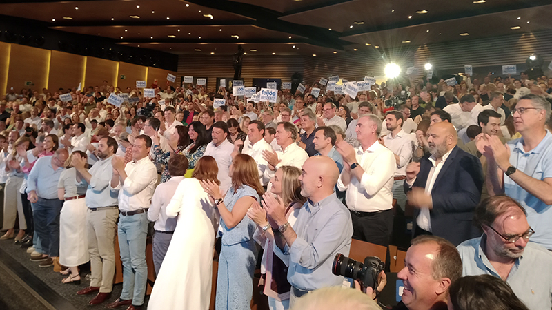 Fin del Acto en toledo con Carlos Velázquez