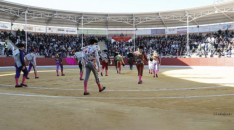 Plaza de Toros La Sagra Villaseca de la Sagra - Alfarero de oro