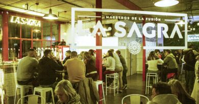 Cerveza LA SAGRA abre las puertas de su fábrica: visitas guiadas, catas y conciertos. Cada viernes, la fábrica de Cerveza La Sagra