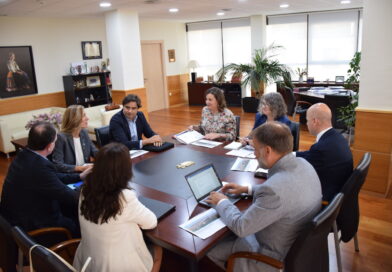 La JCCM apoya a Holcim en su inversión por la sostenibilidad. Las consejeras de Economía, Empresas y Empleo, Patricia Franco
