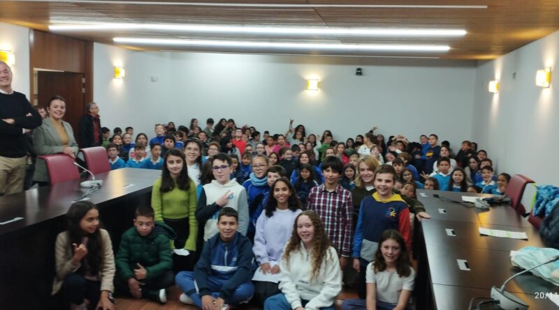 Bargas celebra un pleno infantil con motivo del Día Internacional de la Infancia