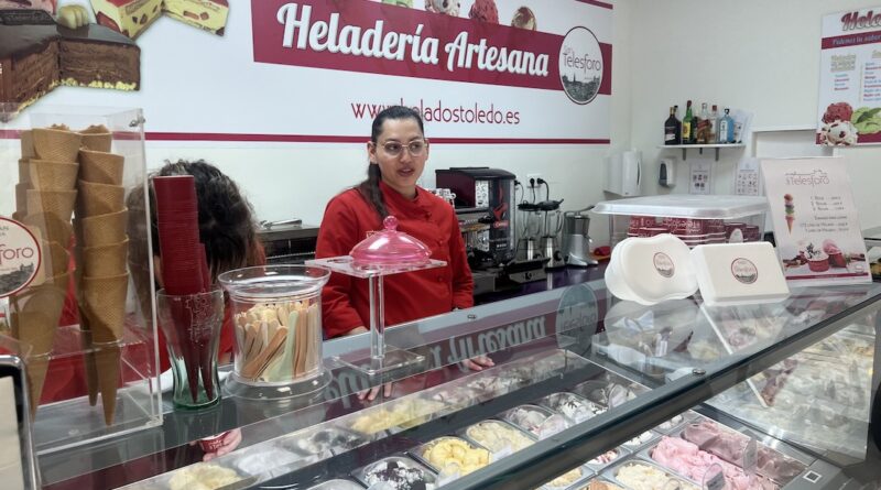 San Telesforo presenta al Concurso de la Confederación de Asociaciones de Heladeros Artesanos de Europa su helado artesano “Gofre de Lieja”.