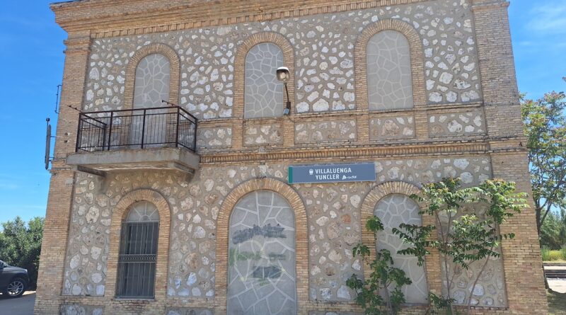 Villaluenga y Yuncler piden que se convoque el pacto social por el Ferrocarril