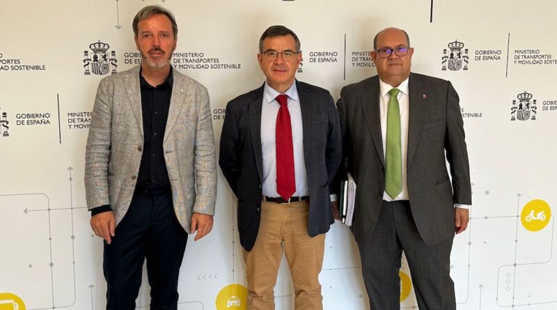 Villaluenga y Yuncler exponen las necesidades sagreñas de movilidad al Gobierno de España