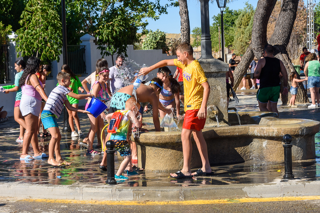 Fiesta del agua - Yuncler-11