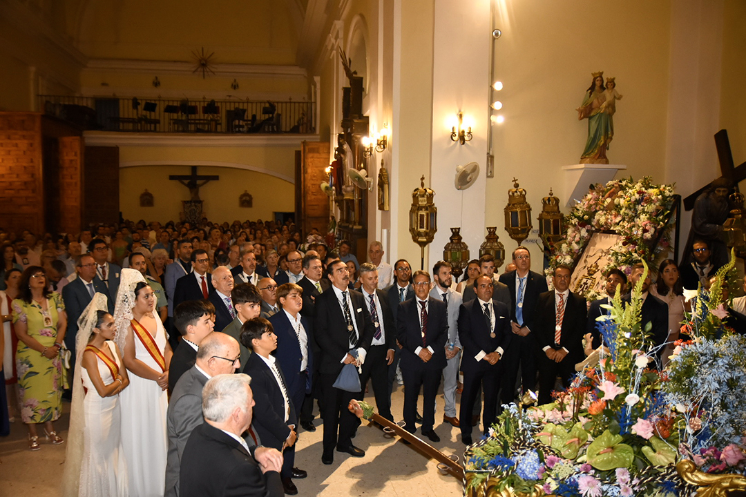 Misa y procesiones (15)