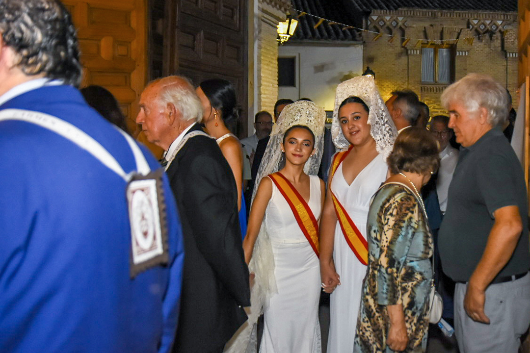 Misa y procesiones (16)