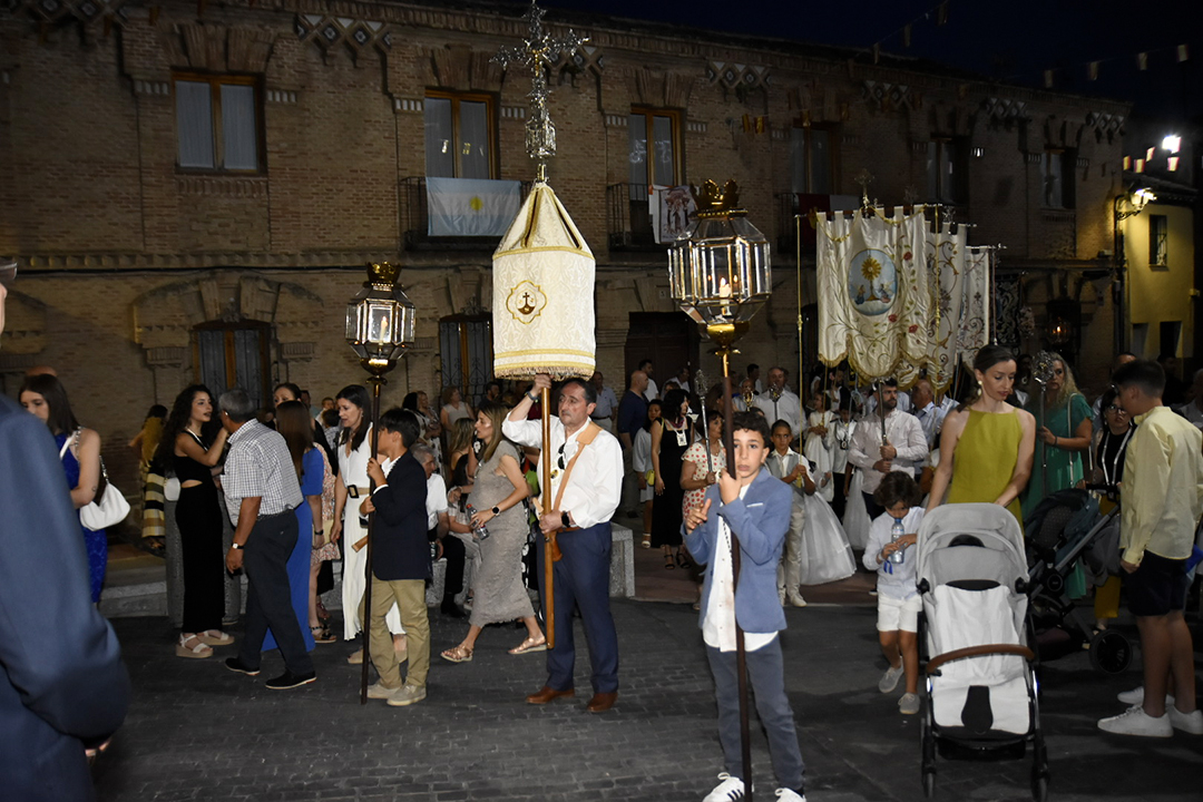 Misa y procesiones (20)