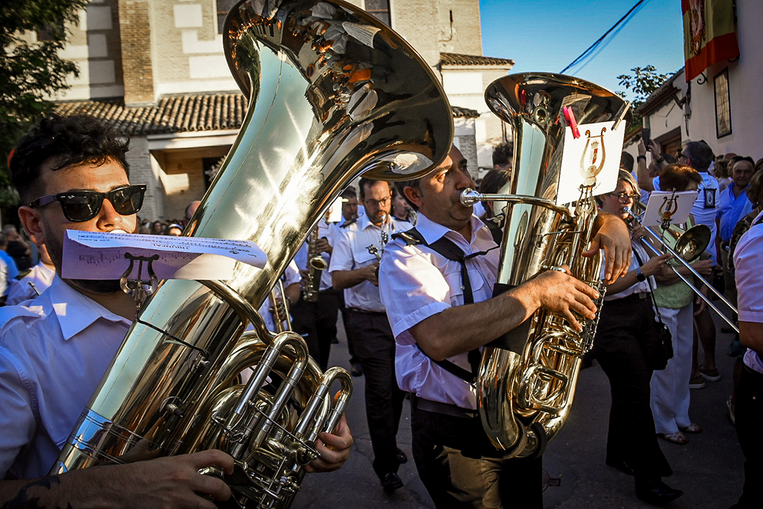 Misa y procesiones (37)
