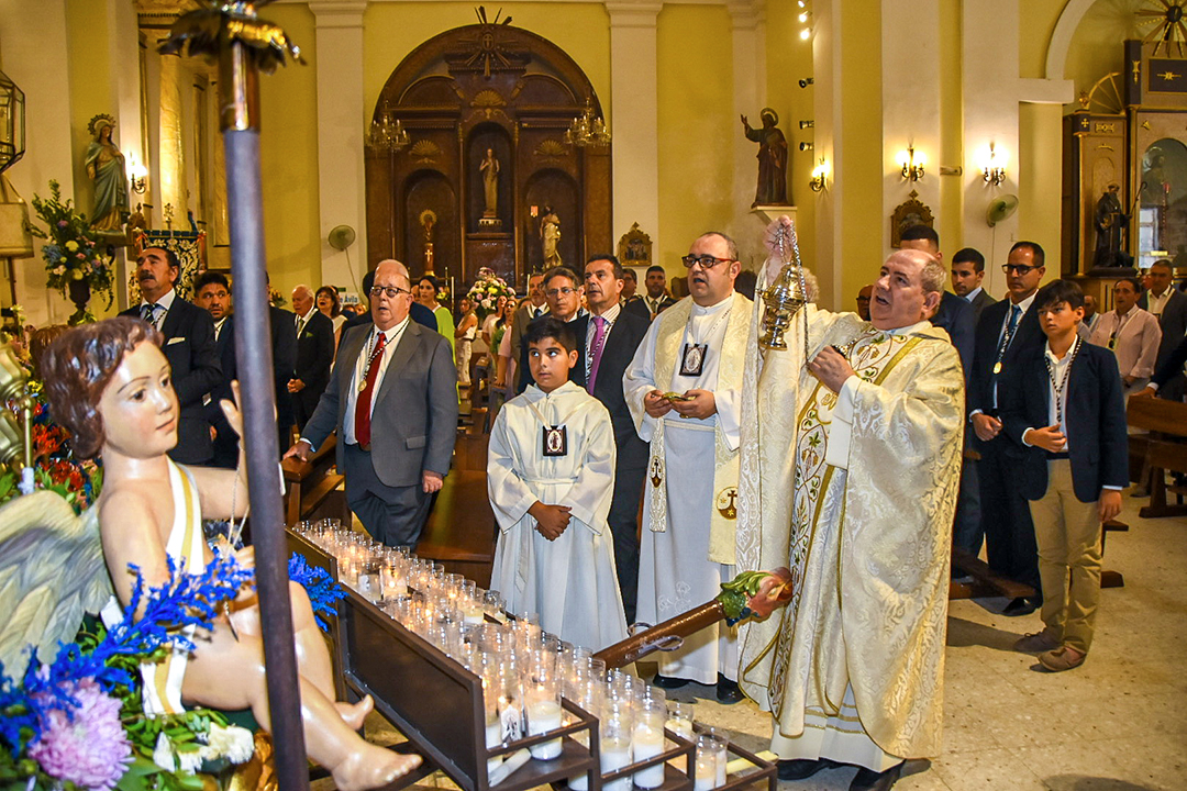Misa y procesiones (4)