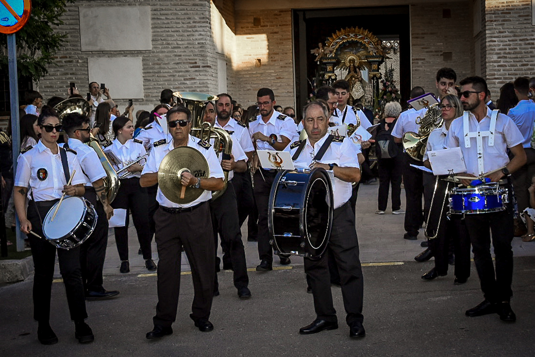 Misa y procesiones (40)
