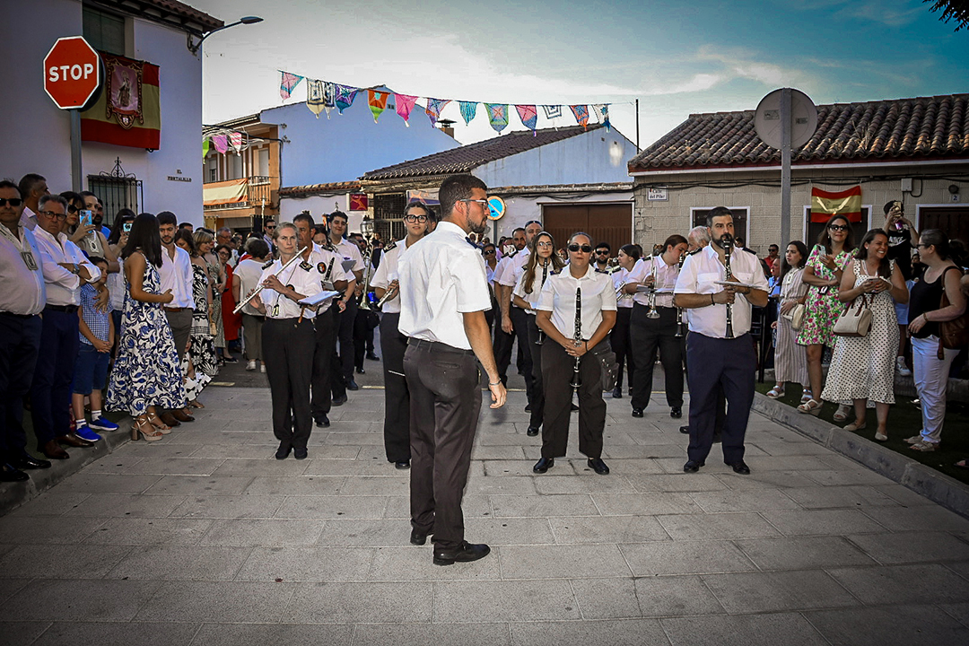 Misa y procesiones (43)