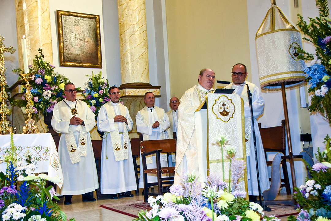 Misa y procesiones (5)