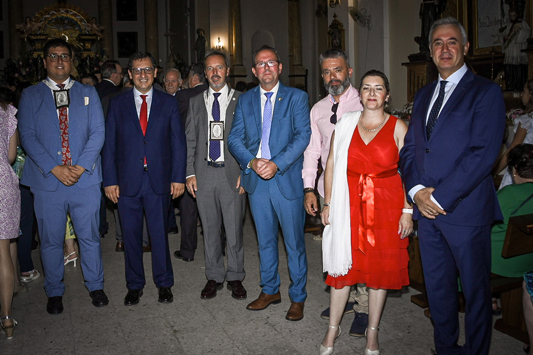 Misa y procesiones (50)