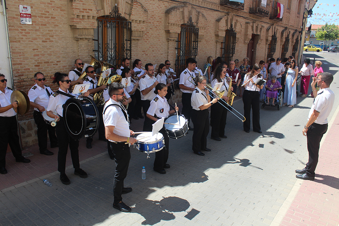 Ofrenda Floral YUncler (1)