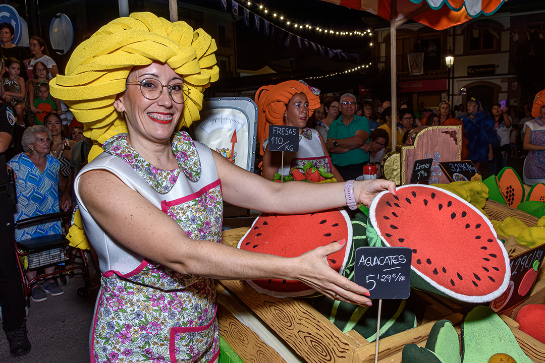 Desfile de disfraces - Magán-112