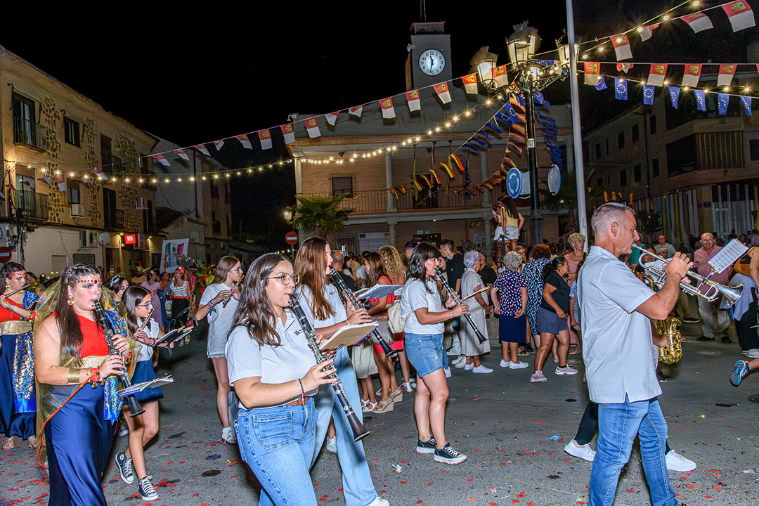 Desfile de disfraces - Magán-194