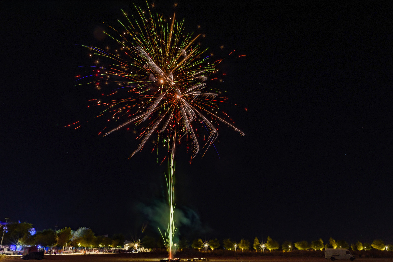 Fuegos y los 40 - Magán (1)