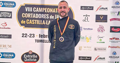 Cortador de jamón Víctor Doblado campeón en Tomelloso