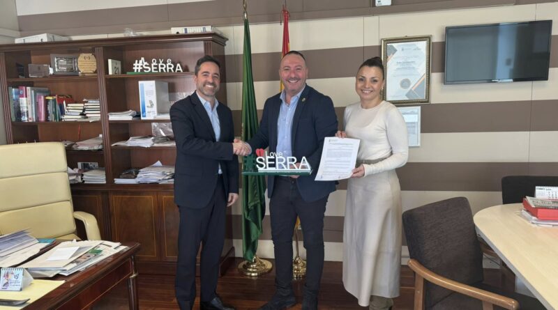 Firma de convenio para impulsar el empleo en Serranillos
