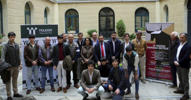 óvenes novilleros participando en una clase práctica del Certamen Domingo Ortega 2025 organizado por la Diputación de Toledo.
