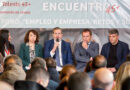 Empresarios y representantes públicos debatiendo en el Foro Fedeto La Sagra Conecta empresas en la Feria del empleo de Illescas