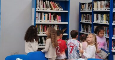 El alumnado del CEIP Pintor Tomás Camarero descubre la Biblioteca Pública Municipal de Bargas