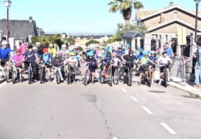 Serranillos celebra con éxito su primera prueba de ciclismo