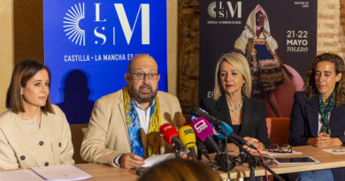 El diputado de Cultura, Tomás Arribas, durante la presentación de la II edición de 'Castilla-La Mancha es Moda' en Toledo.