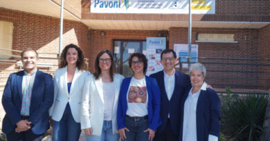 La consejera Esther Padilla inaugura la biblioteca del IES Almudena Grandes de Ugena y visita el centro Pavoni