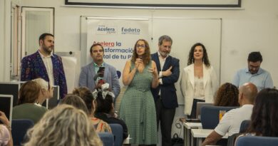 El Centro de la Mujer de Ugena y la OAP de Fedeto abordan las oportunidades de la inteligencia artificial generativa