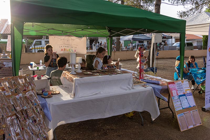 Puestos artesanos – Villavibes 2025 – 001