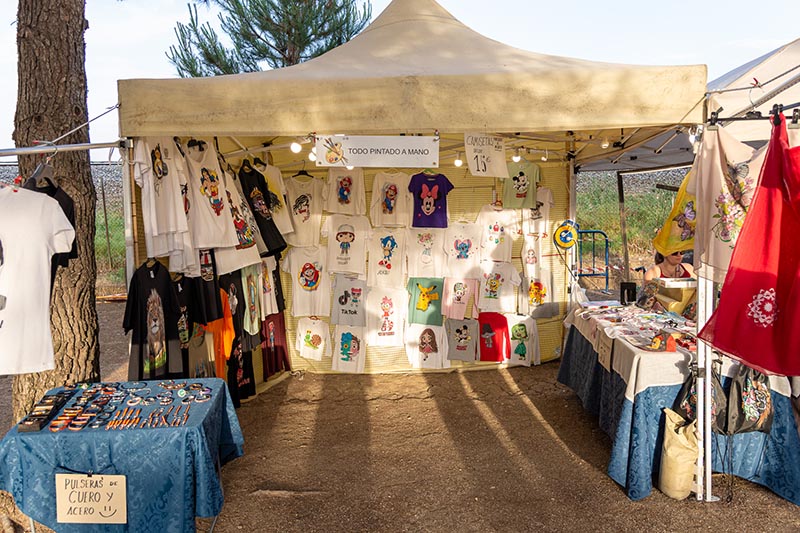 Puestos artesanos – Villavibes 2025 – 011