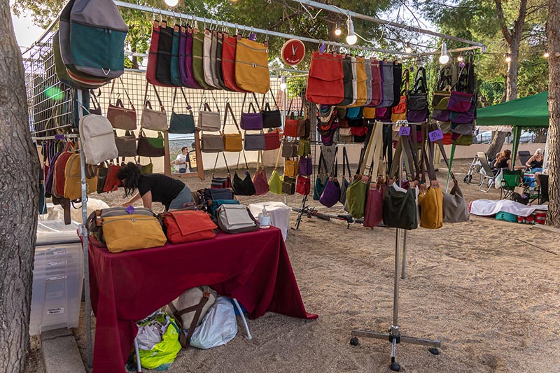 Puestos artesanos – Villavibes 2025 – 012