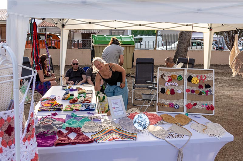 Puestos artesanos – Villavibes 2025 – 015