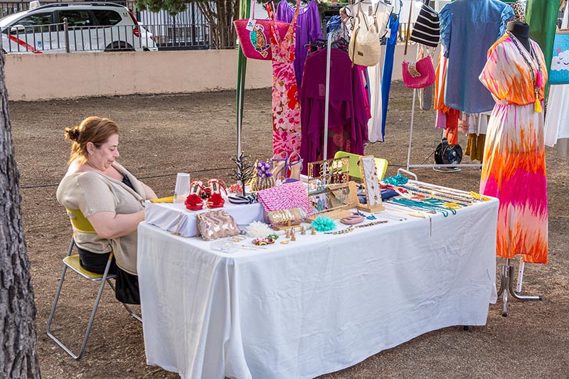 Puestos artesanos – Villavibes 2025 – 020