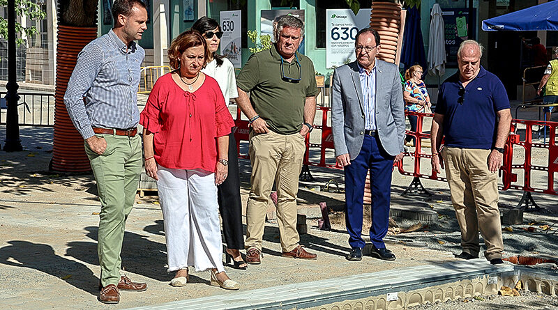 Obras de la remodelación de la Plaza de España de Mocejón