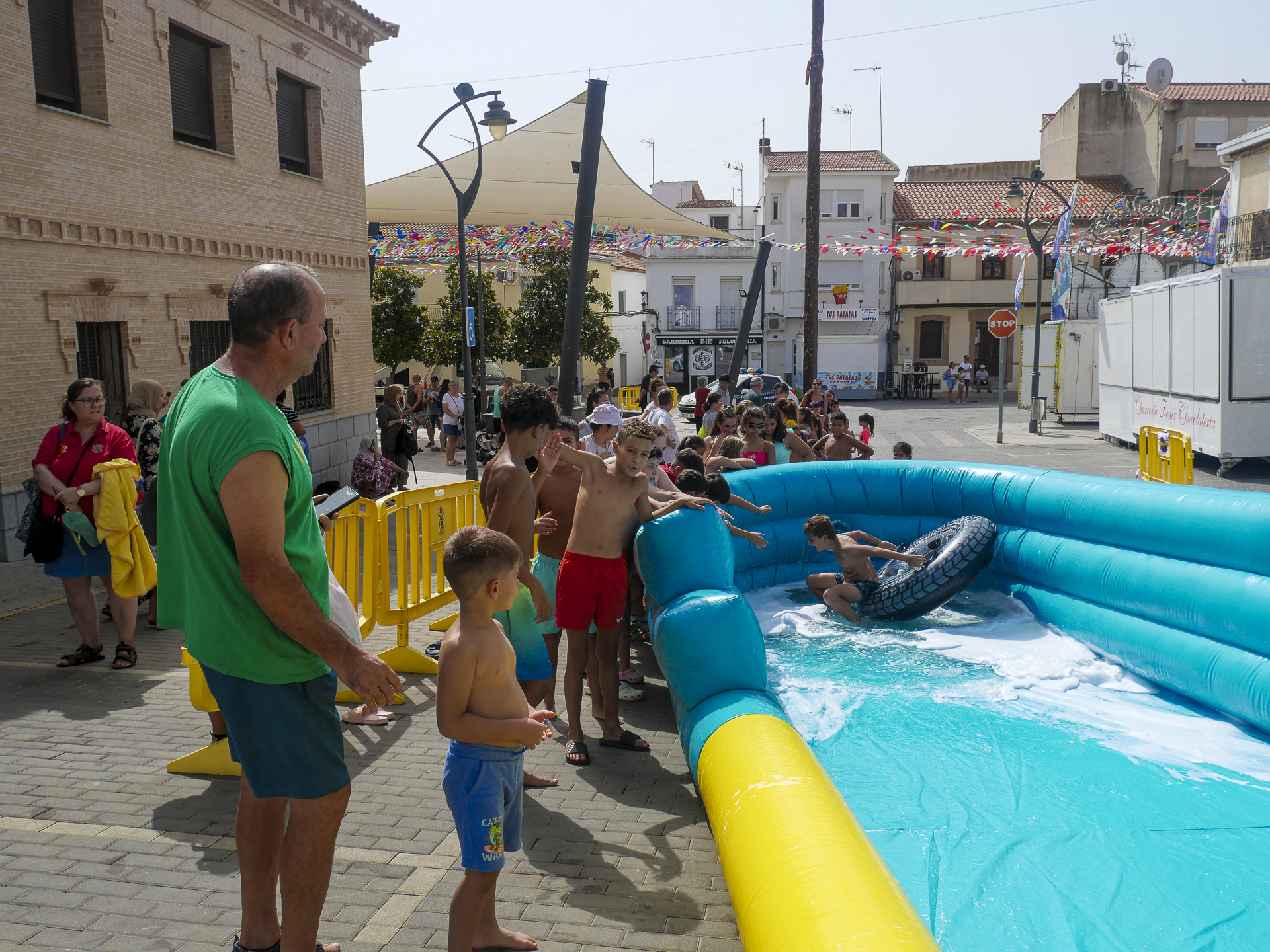 Deslizador y Baile del Vermut 2025 – 001