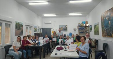 Serranillos impulsa la inclusión digital de sus mayores con el Curso Básico de Uso de Smartphone